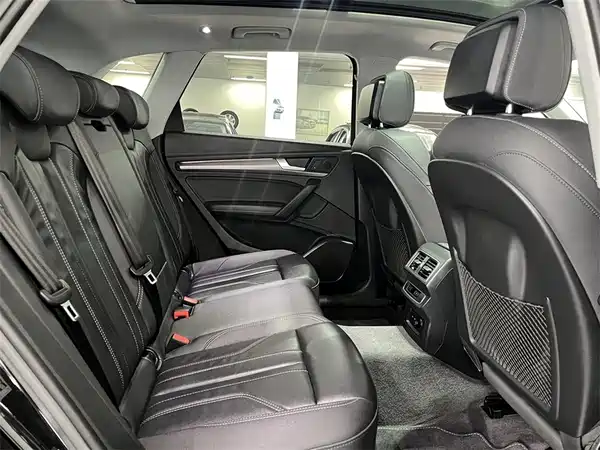 Audi Q5L 2022