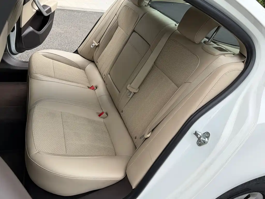 Buick Regal 2013 — фото 18