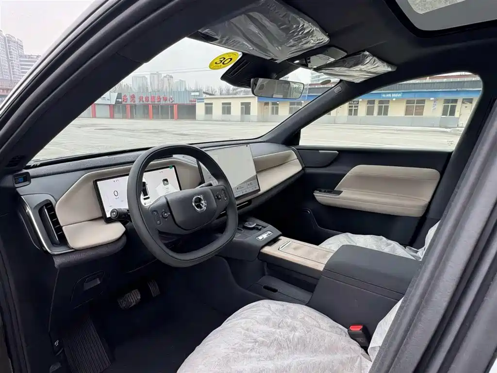 Volvo XC70 PHEV 2026 — фото 13