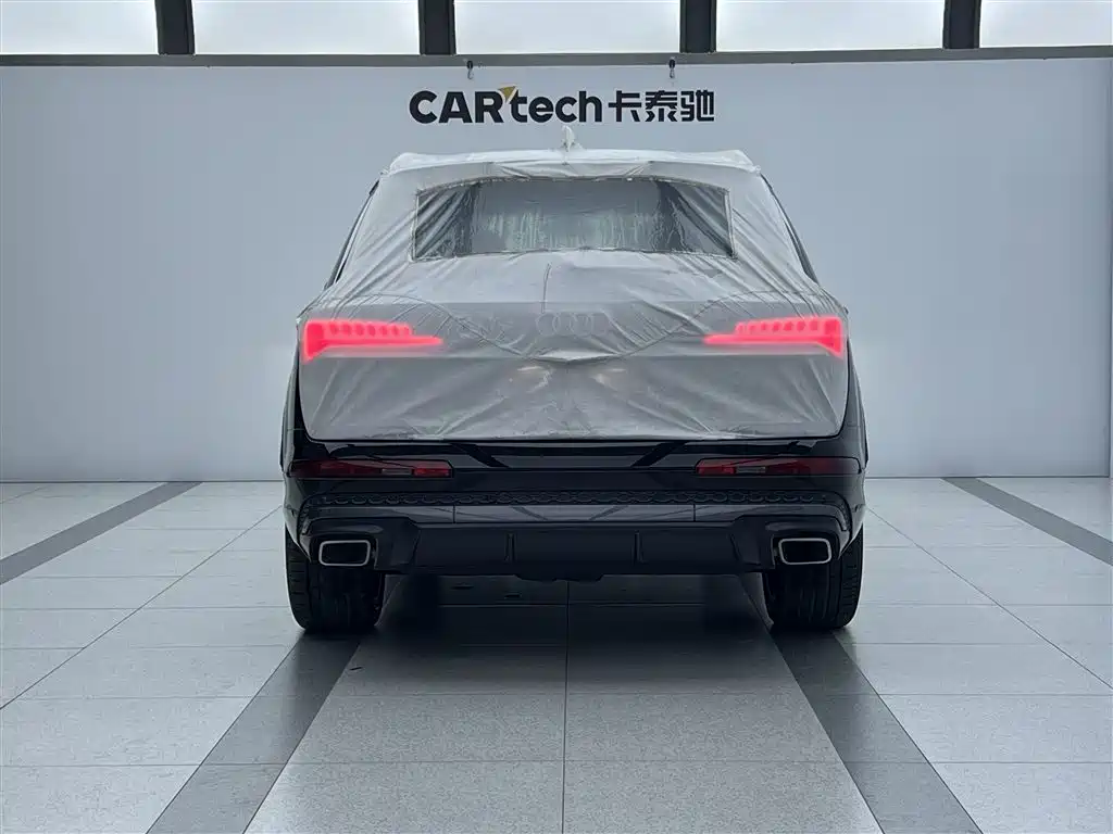 Audi Q7 — фото 4