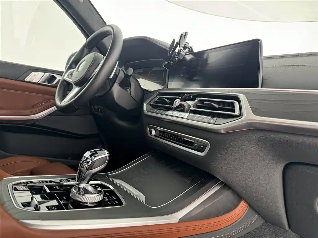 BMW X7 2020 — фото 14