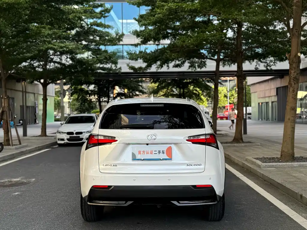 Lexus NX 2016