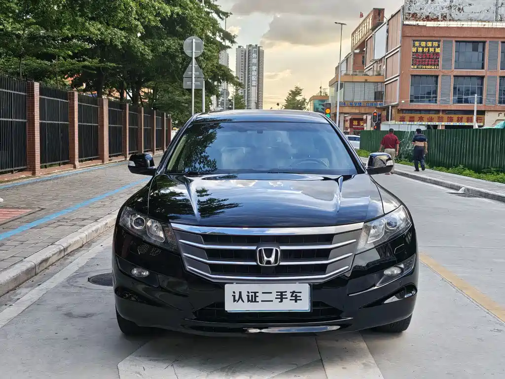 Honda Crosstour 2014 — фото 2