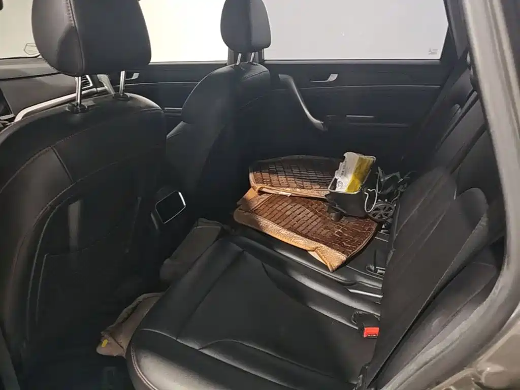 Haval H6 2015 — фото 17