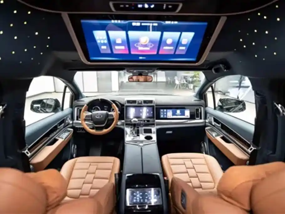 Toyota Granvia — фото 28