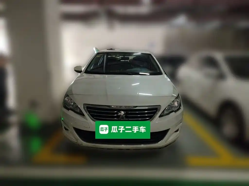 Peugeot 408 2015