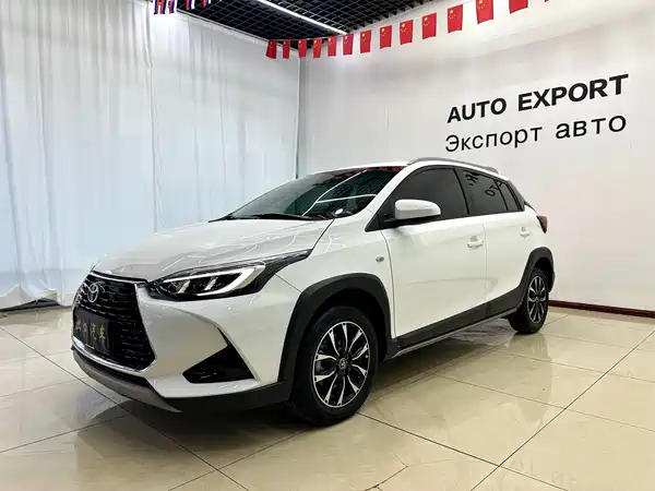 Toyota Yaris L 2022