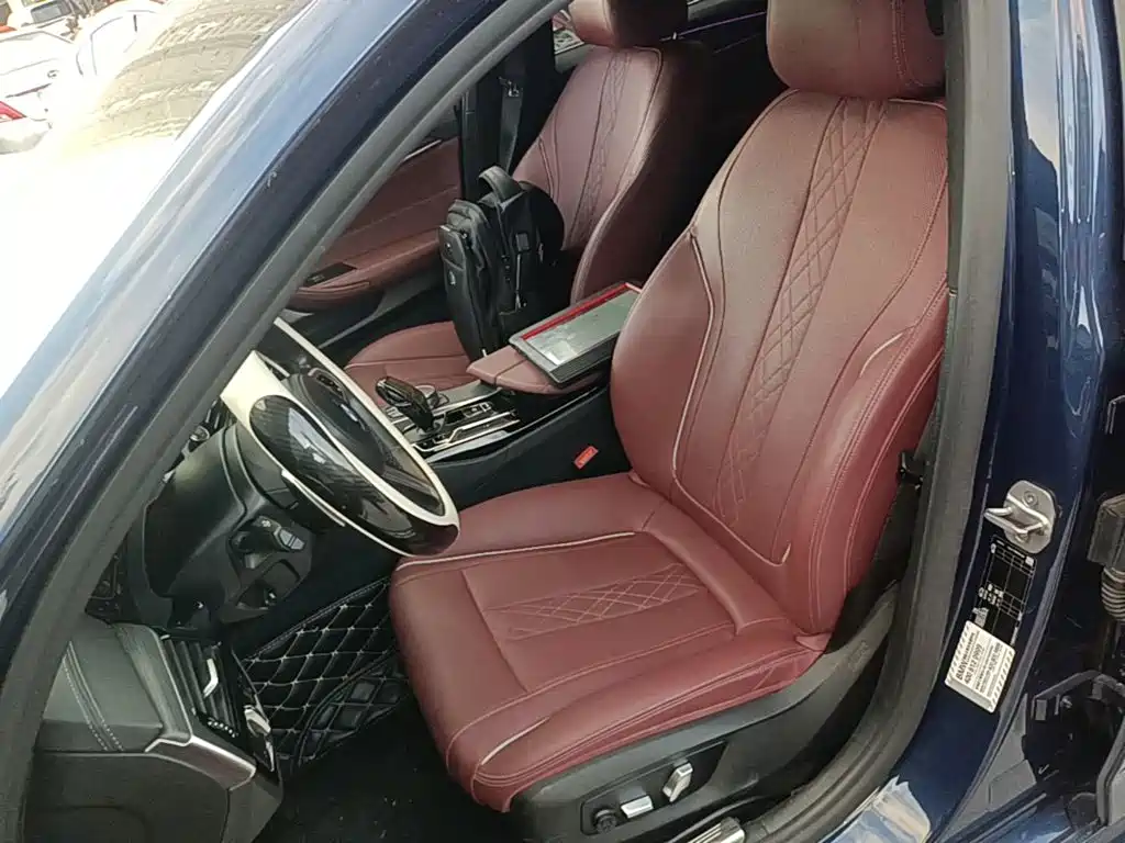 BMW 5 Series 2022 — фото 14