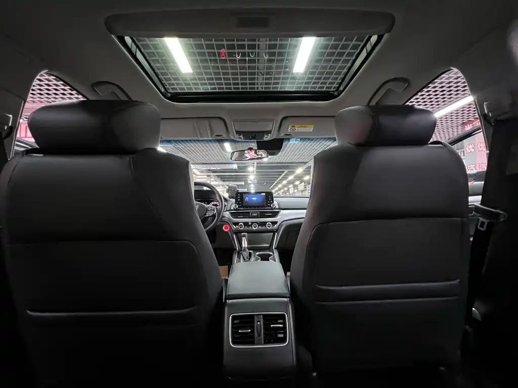 Honda Accord 2021 — фото 11