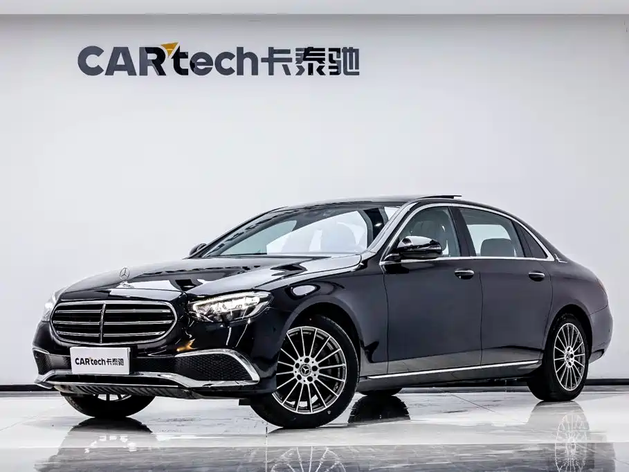 Mercedes-Benz E-Class 2022 — фото 1