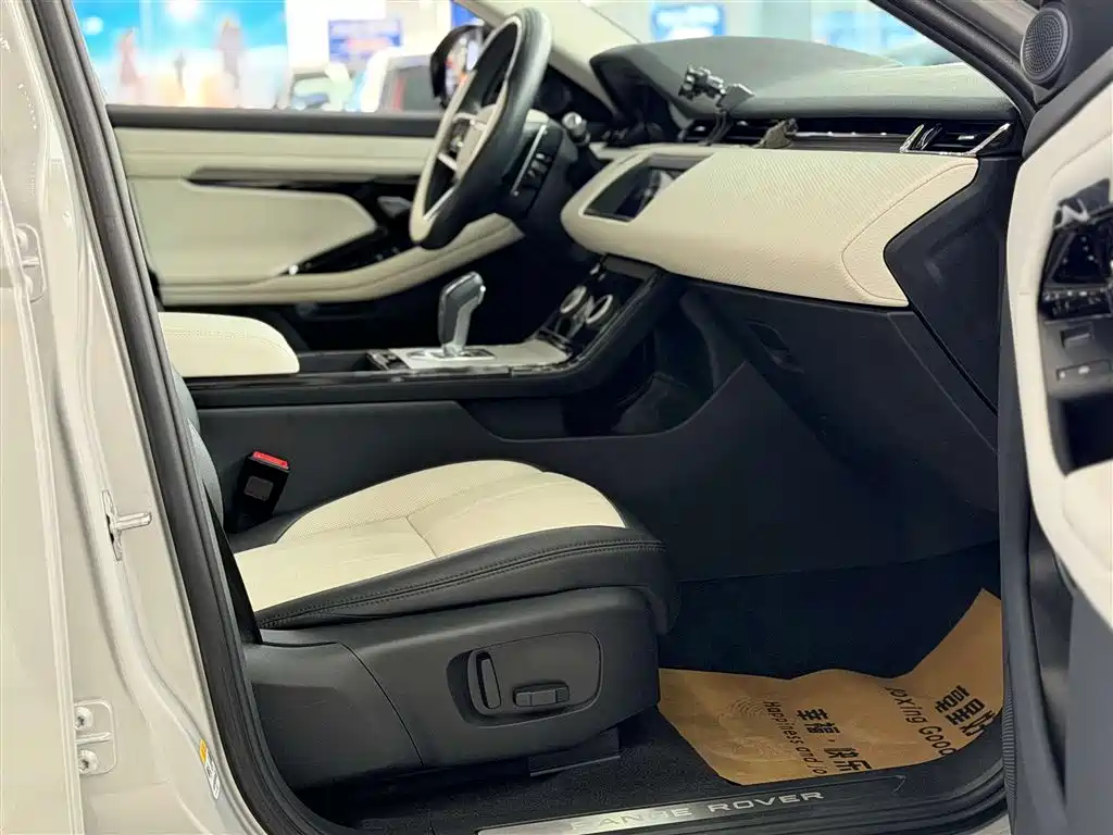 Land Rover Range Rover Evoque 2021 — фото 22