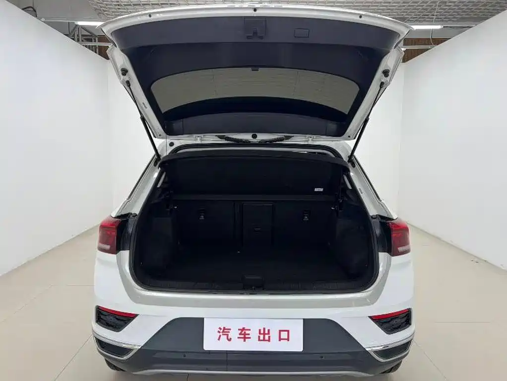 Volkswagen T-Roc 2022 — фото 8