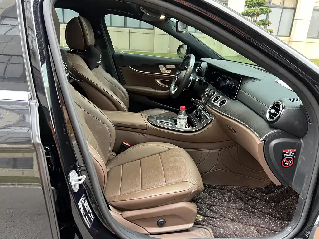 Mercedes-Benz E-Class 2020 — фото 10