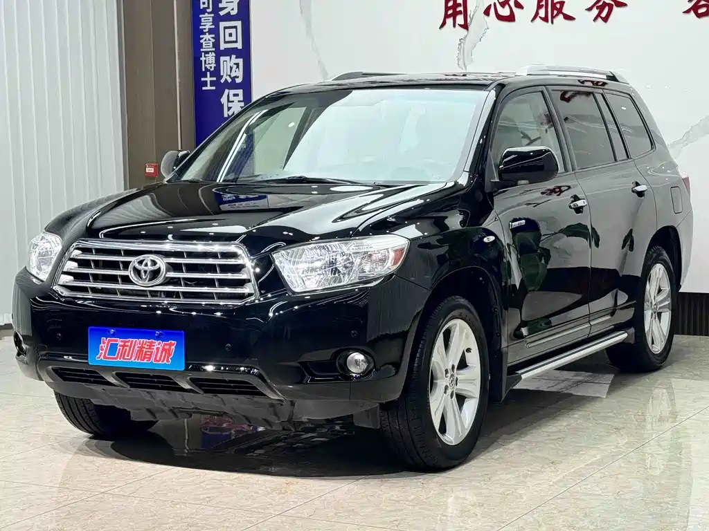 Toyota Highlander 2010 — фото 1
