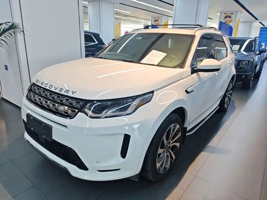 Land Rover Discovery Sport 2022 — фото 1