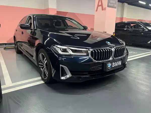 BMW 5 Series 2021