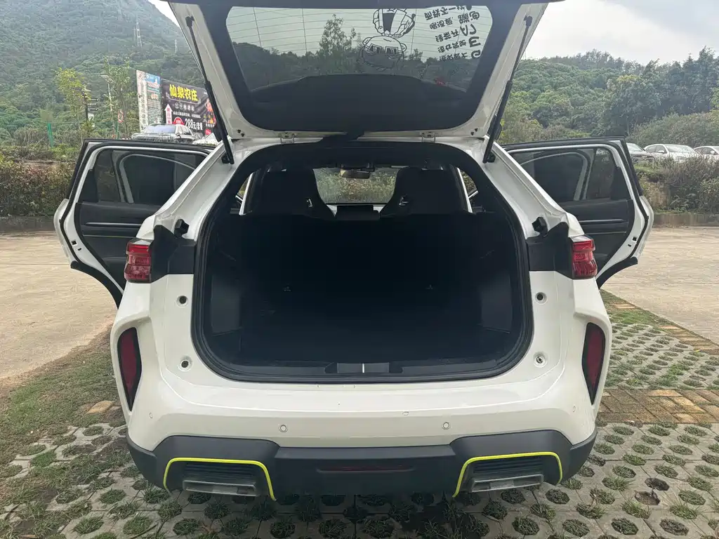 Haval H6S 2023 — фото 16