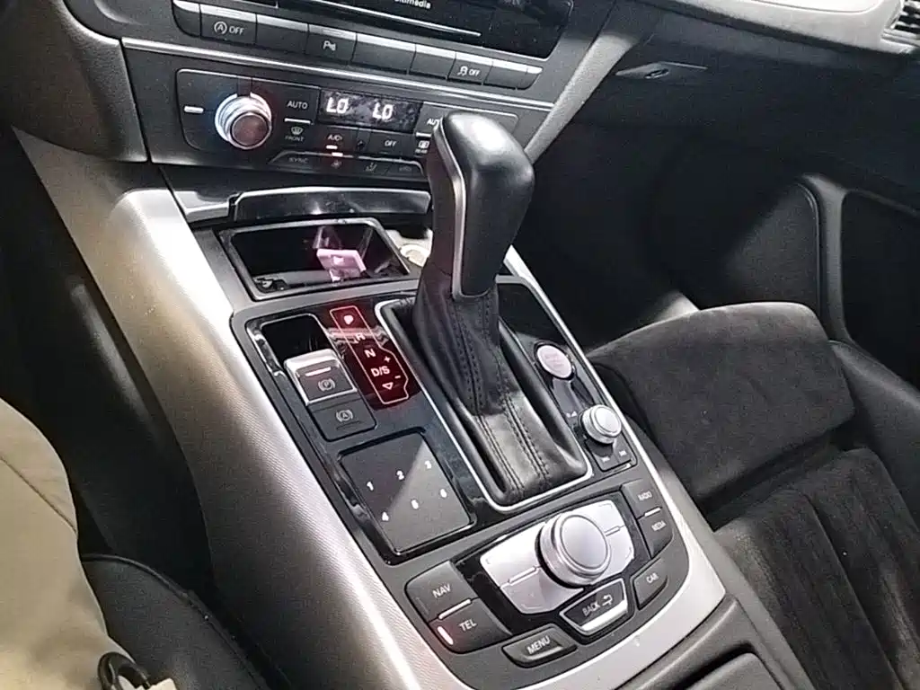 Audi A6 2018 — фото 14