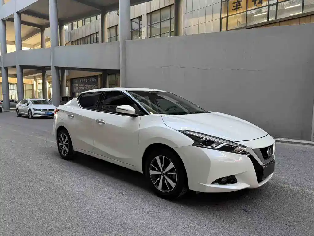 Nissan Bluebird 2020 — фото 1
