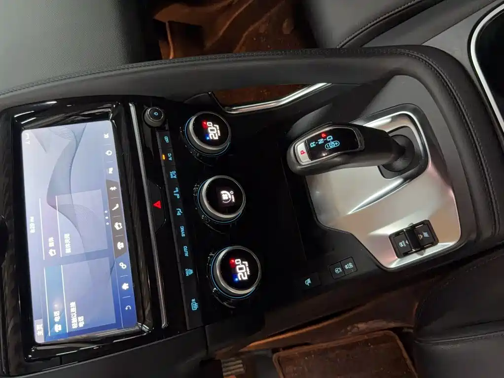 Jaguar E-PACE 2021