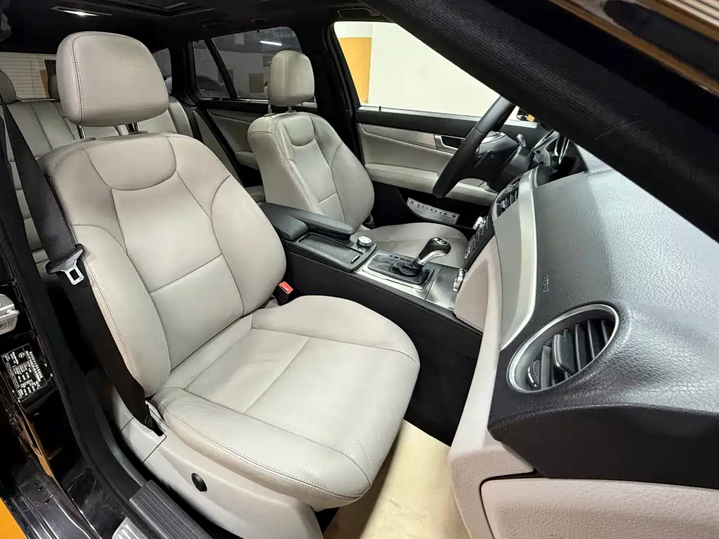 Mercedes-Benz C-Class 2012 — фото 14