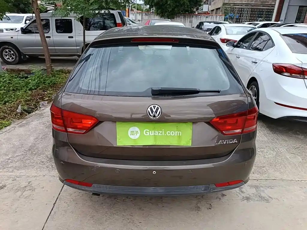 Volkswagen Gran Lavida 2015