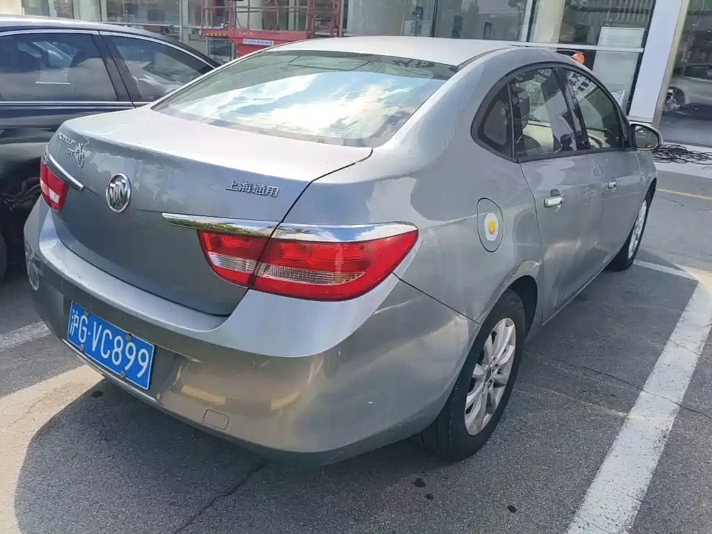 Buick Excelle GT 2014 — фото 10