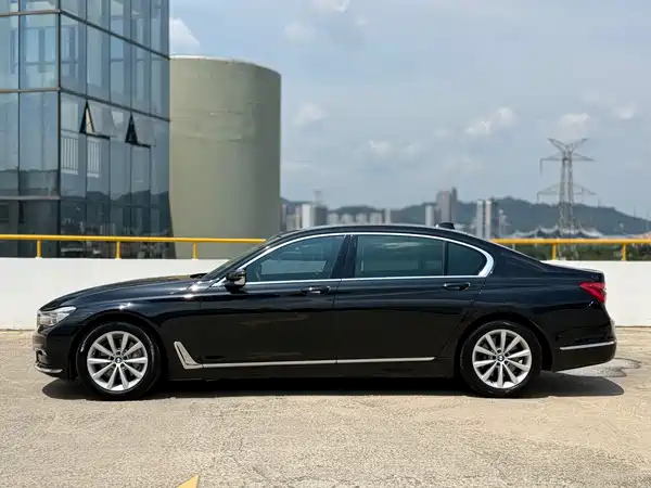 BMW 7 Series 2017