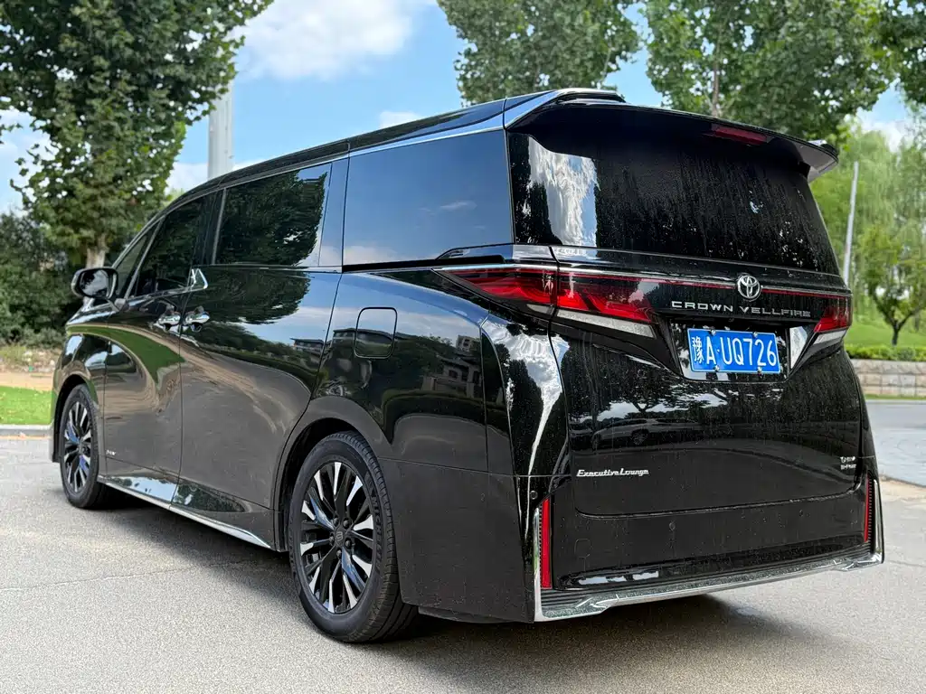 Toyota Vellfire 2024 — фото 6