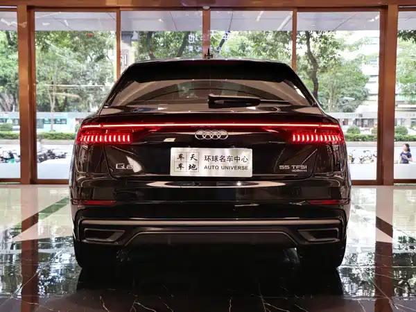 Audi Q8 2022