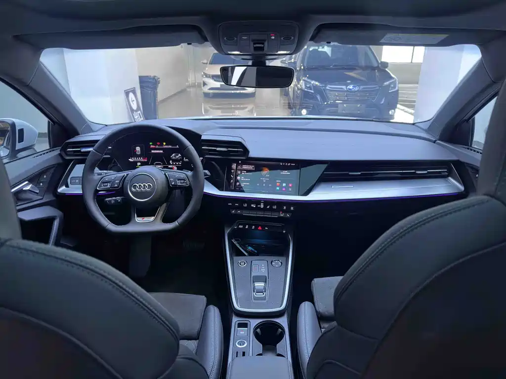 Audi A3 2023 — фото 16