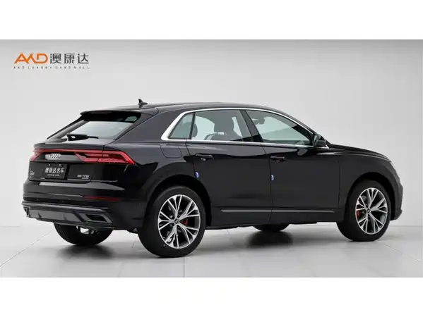 Audi Q8 2021