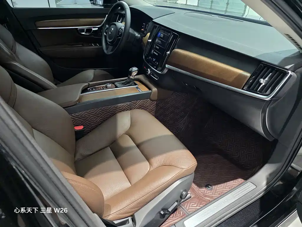 Volvo S90 2019 — фото 11