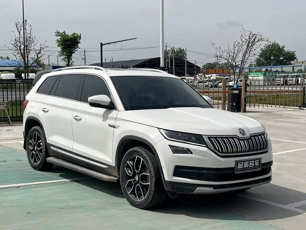 Skoda Kodiaq 2022 — фото 2