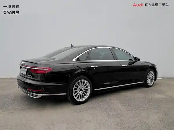 Audi A8 2022