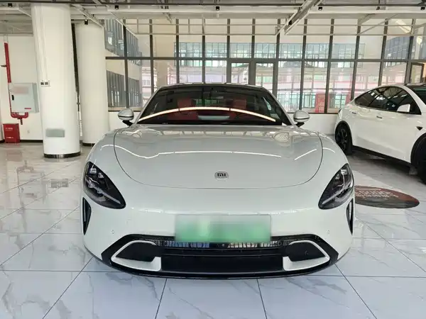Xiaomi SU7 2025