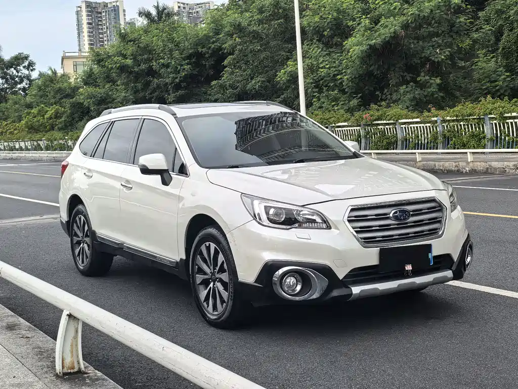 Subaru Outback 2015