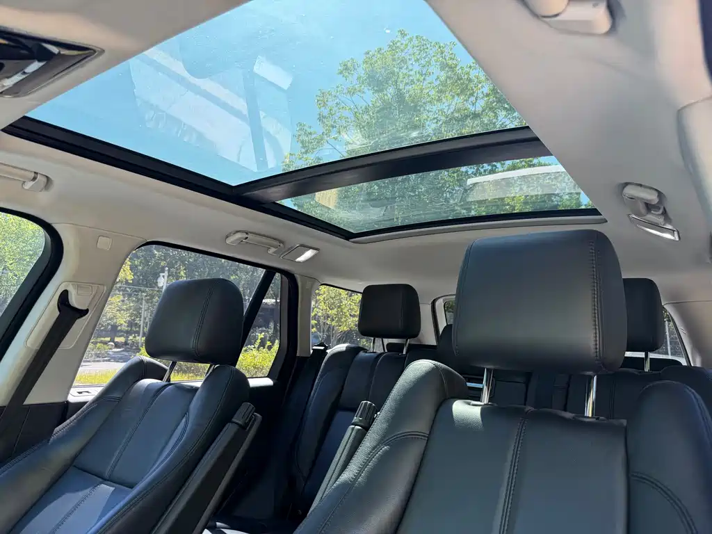 Land Rover Range Rover 2018 — фото 14