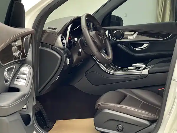 Mercedes-Benz GLC 2018