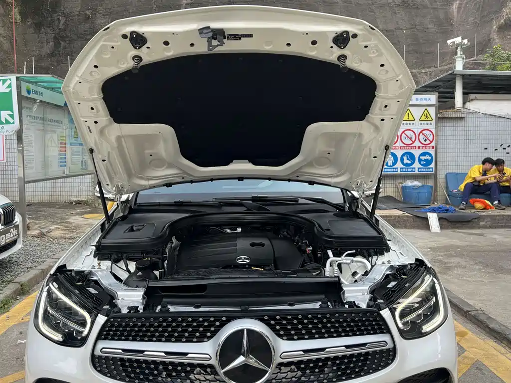Mercedes-Benz GLC 2020 — фото 16