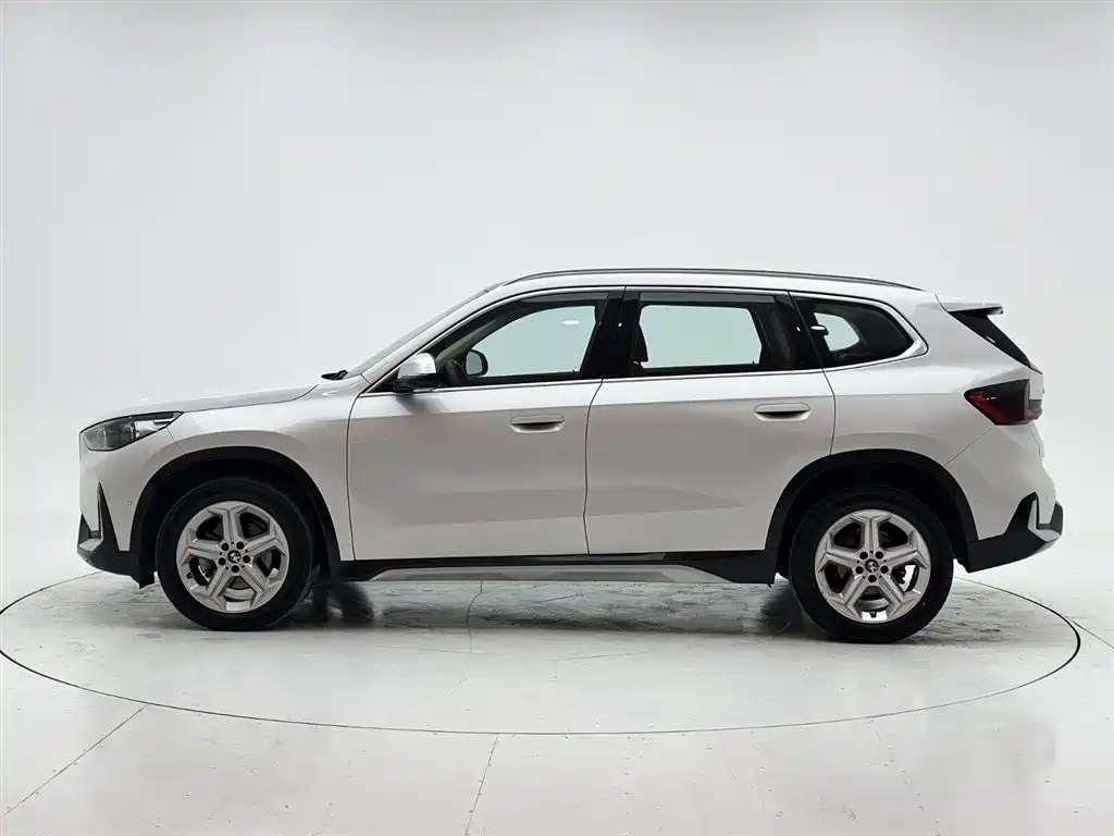 BMW X1 2023 — фото 7