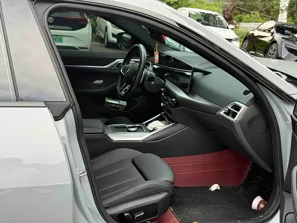 BMW 4 Series 2025