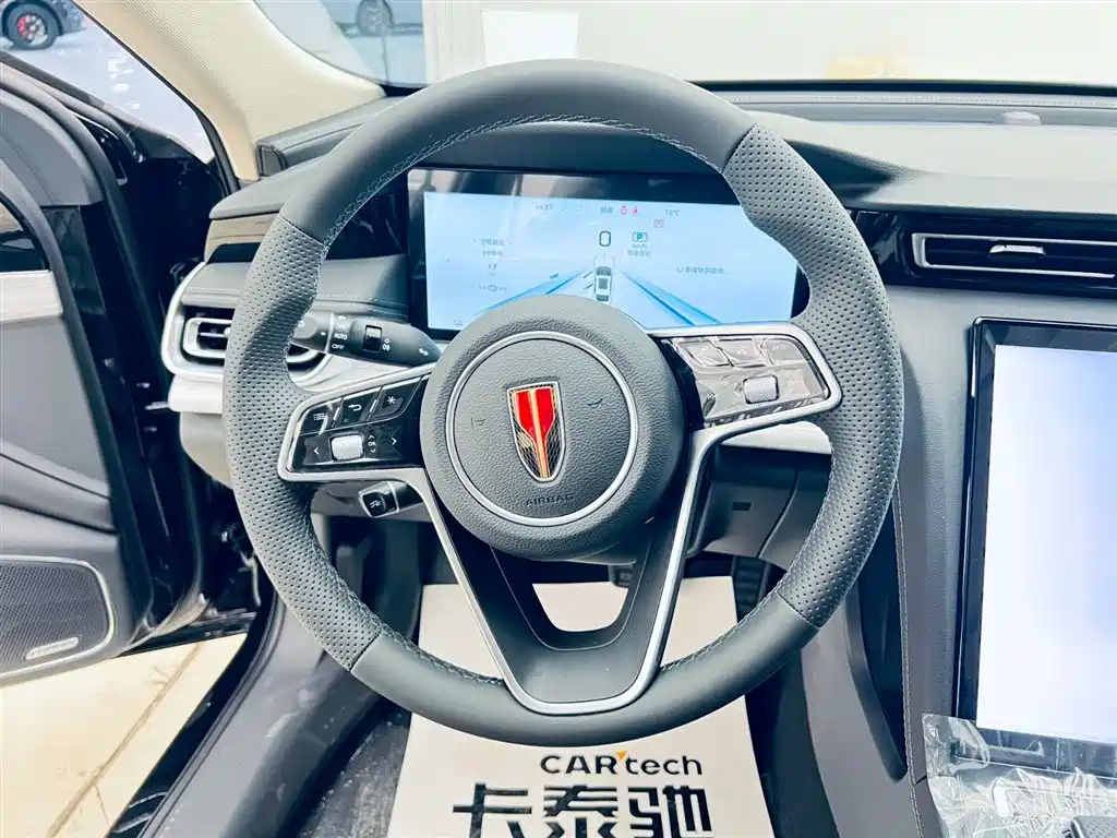 Hongqi H5 — фото 12