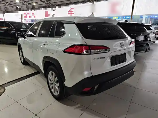 Toyota Frontlander 2024