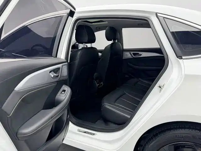 Roewe i6 MAX 2021 — фото 14