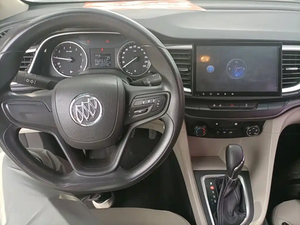 Buick Excelle GT 2017 — фото 10