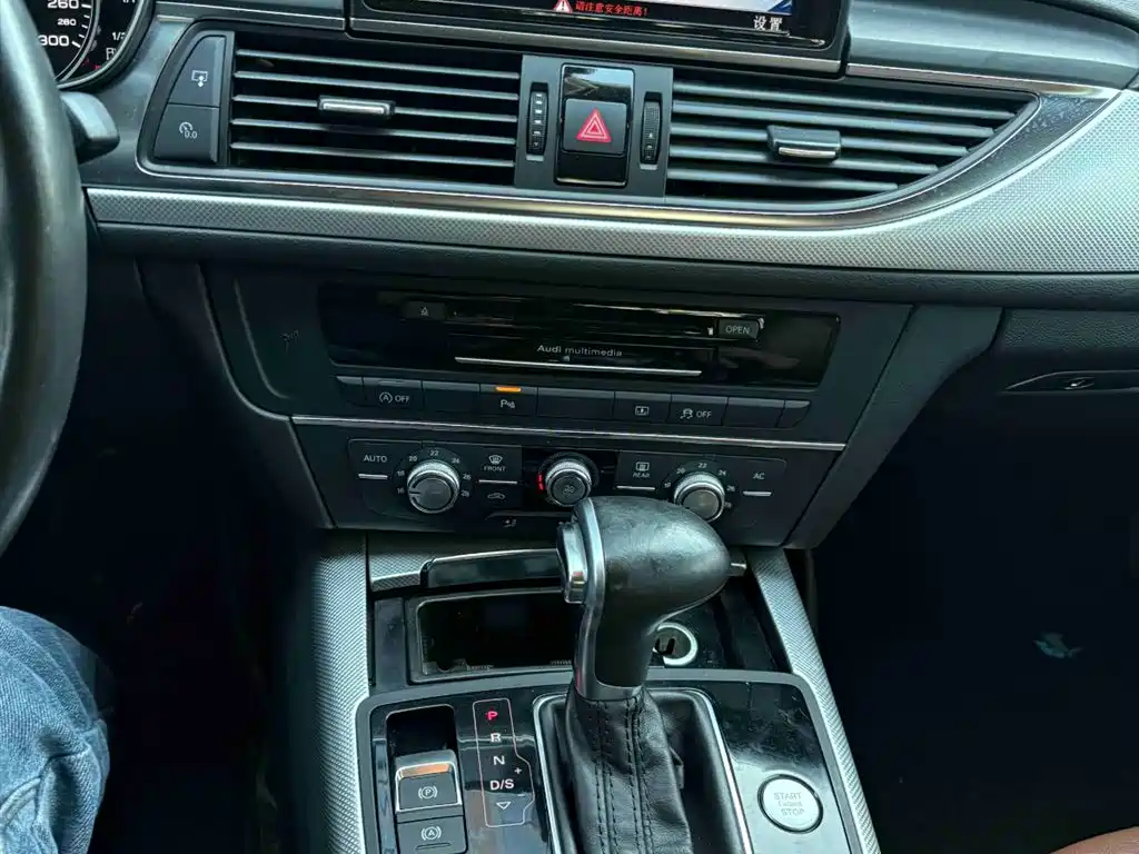 Audi A6L 2013 — фото 9