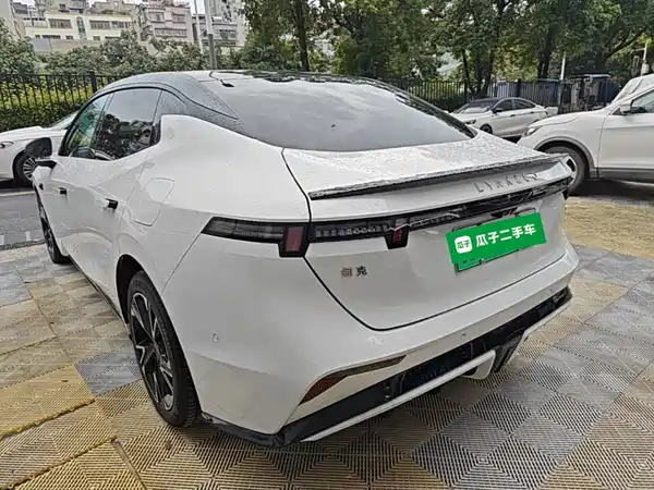 Lynk & Co 07 EM-P 2025