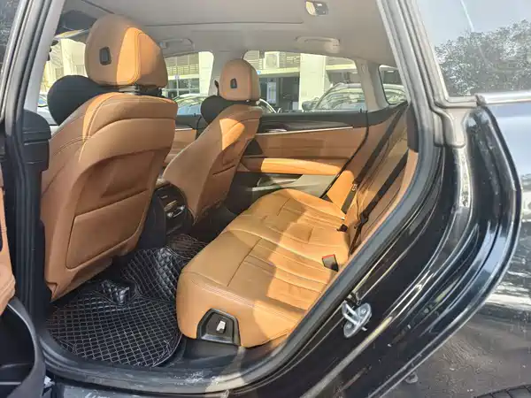 BMW 6 Series GT 2019
