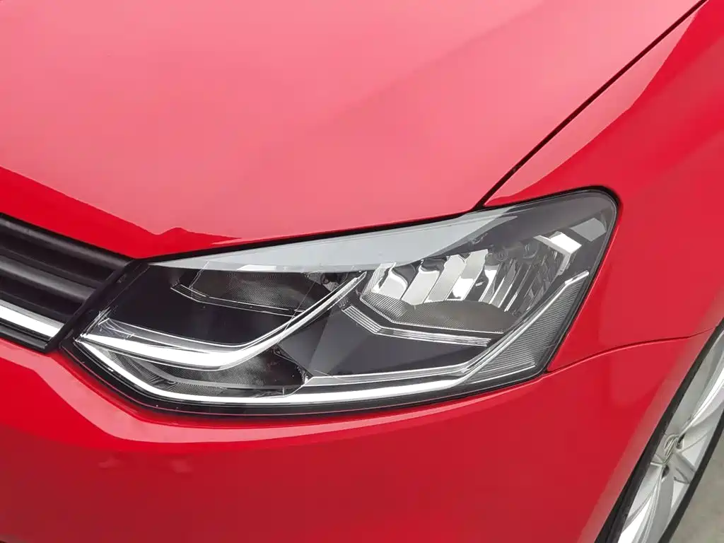 Volkswagen Polo 2015